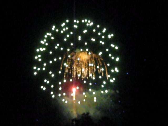 Fireworks Video 3 - 1.2 Megabytes