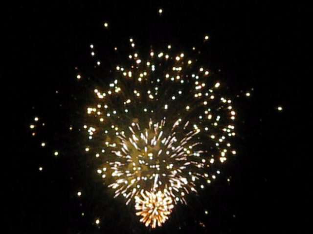 Fireworks Video 4 - 4 Megabytes
